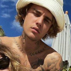 Happy Birthday Justin Bieber 