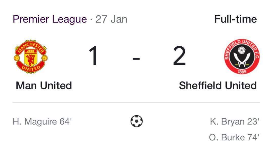 AxonGaz's tweet photo. @officialkeane16 What happened here roy? How much did they pay for maguire? Ha. https://t.co/3hNYjnr6A1