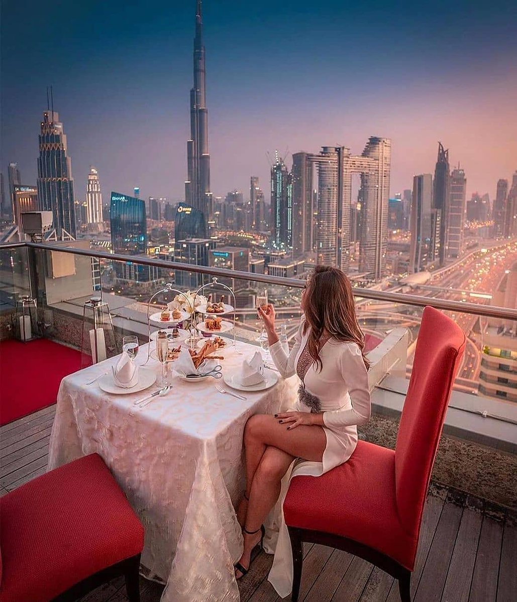 Discovrmemories's tweet photo. That can be you on a Date.😍
Only Dubai has the caliber to surpass your expectations of a dream Date.

Contact us to set it up for you on your trip to Dubai.
📸 Dm for credit
#dubai #dubailife #dubaifashion #dubailuxury #dubaiblogger #dubaistyle #dubaifood #discovermemories https://t.co/yvn1a6gDH3