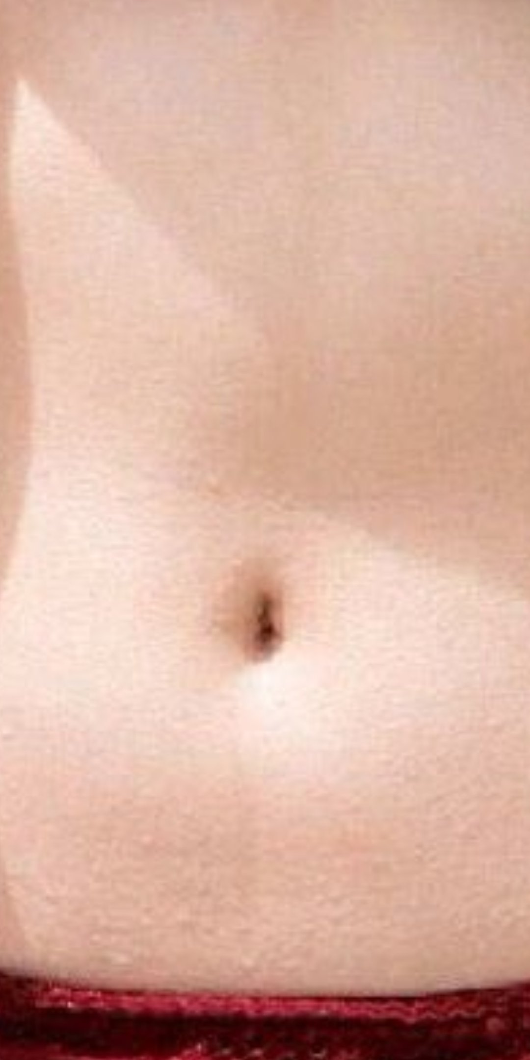へそ好き 小芝風花のへそ ゴマがあって茶色く汚れてる 白いお腹だから余計にへそが茶色く見える 写真集なのにへそ 掃除してないのはすごい このへそは絶対臭い 最後に一言 めっちゃ汚へそ これからも掃除しないでもっと汚へそにして欲しい
