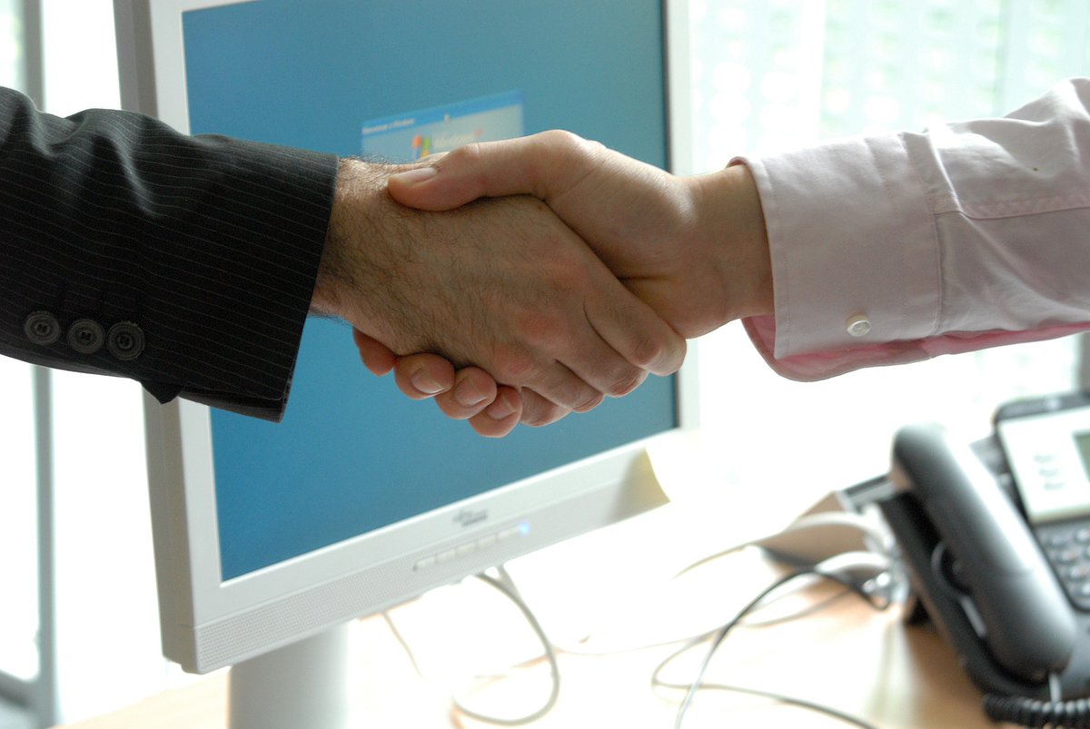 projects_today's tweet photo. Reliance #Strategic Business Ventures #acquires majority #equity stake in #skyTran
Read More: https://t.co/iIqxrSXMhs
@projects_today #news #updates @ril_foundation @skyTran #technology #magneticlevitation #transportation #TransportServices https://t.co/hB08o4BybL