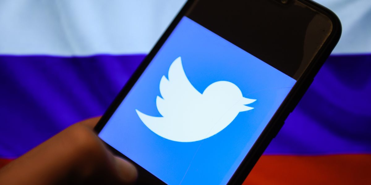 TonySells_'s tweet image. Twitter has not been playing the Kremlin’s game dlvr.it/RtkC4J