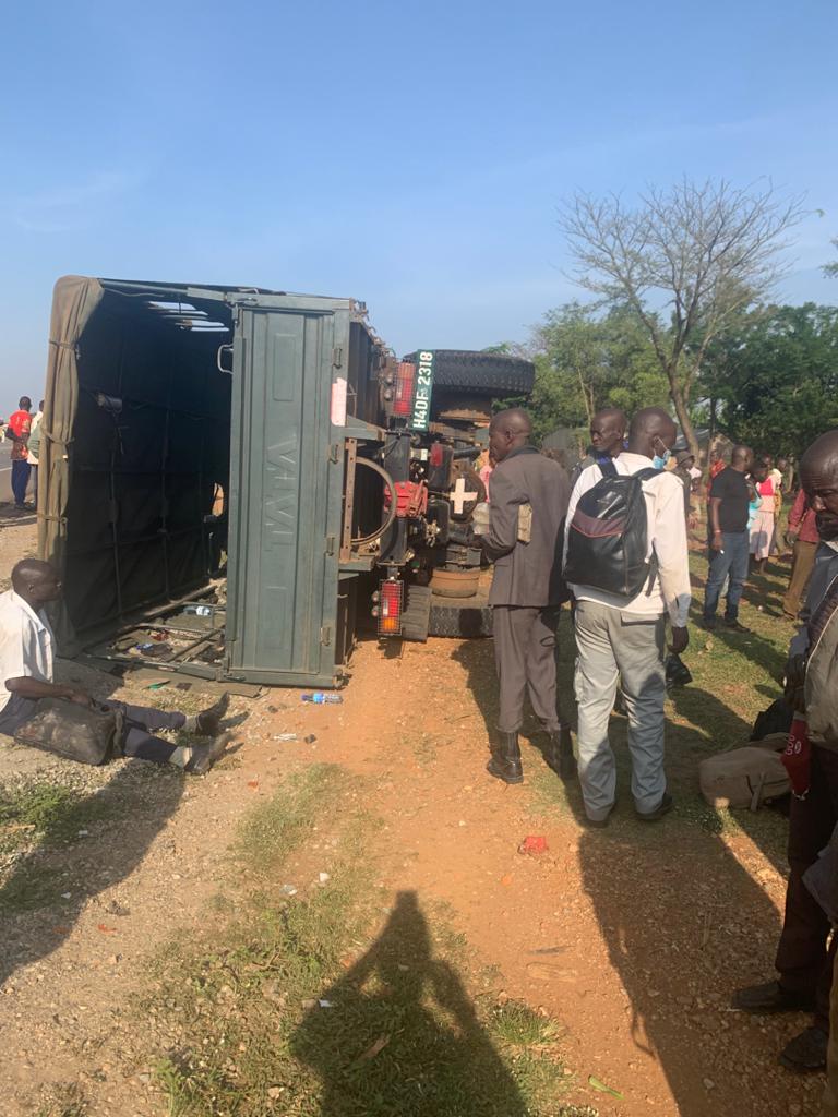 nbstv's tweet photo. Over 50 UPDF veterans have been involved in an accident along Tirinyi road this afternoon. Twenty have sustained injuries in the accident that involved a UPDF TATA truck number H4DF2318 and a Prado TX number UBC 391D at Nabiswa village, Kibuku District.

#NBSUpdates https://t.co/pQS38V7BCH