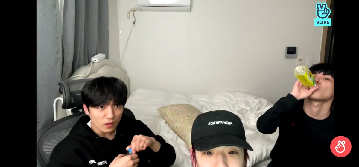 rndvsh's tweet photo. #DAY6 #WONPIL #JAE #SUNGJIN 
@day6official https://t.co/XEvQjqZV5P