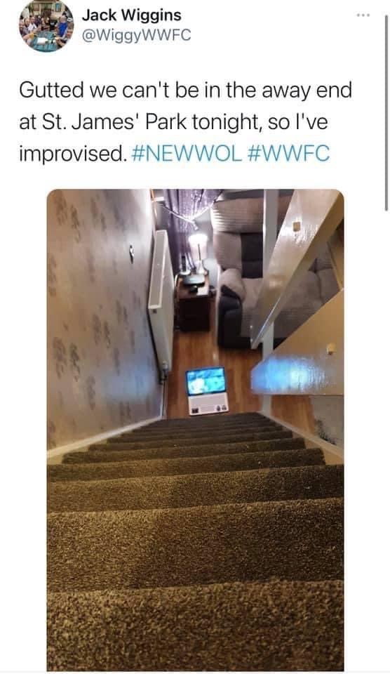 theawayfans's tweet photo. This Wolves fan the other night 🤣 

Anyone that’s been to Newcastle away, will understand! https://t.co/j17Ilr0orQ