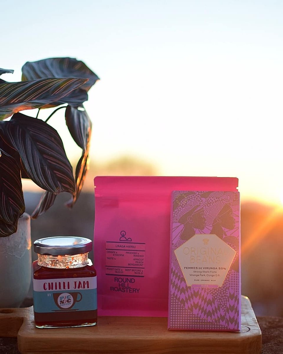 🌸🌼Mother's Day Bundles now available!🌼🌸 Treat your mum to a bag of speciality coffee, a bar of Original Beans chocolate and a jar of our homemade chilli jam this Mother's Day. All for just £20 - what's not to love?

Head to picnic-coffee.sumup.link/category/coffe… to order yours now!