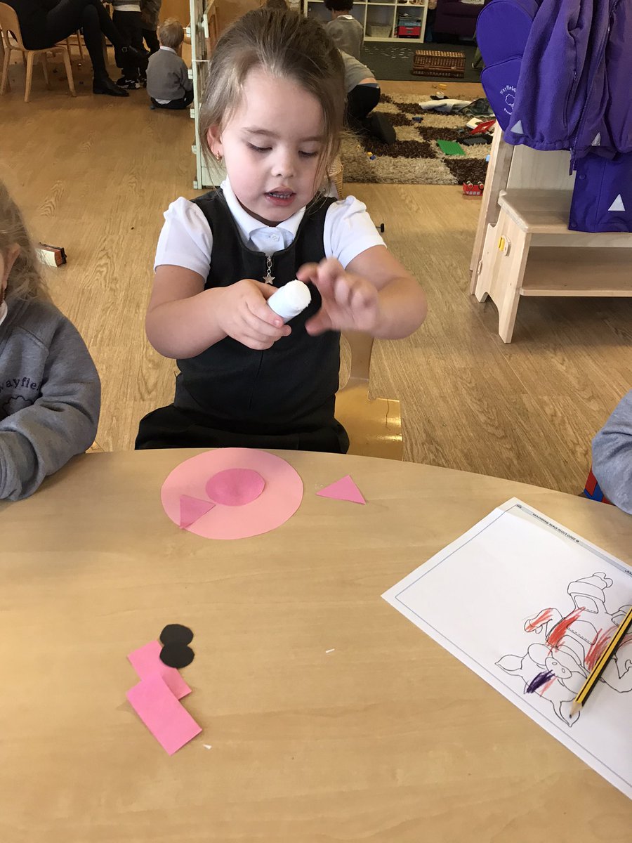 Mrs Colrein 3 year old room tweet media