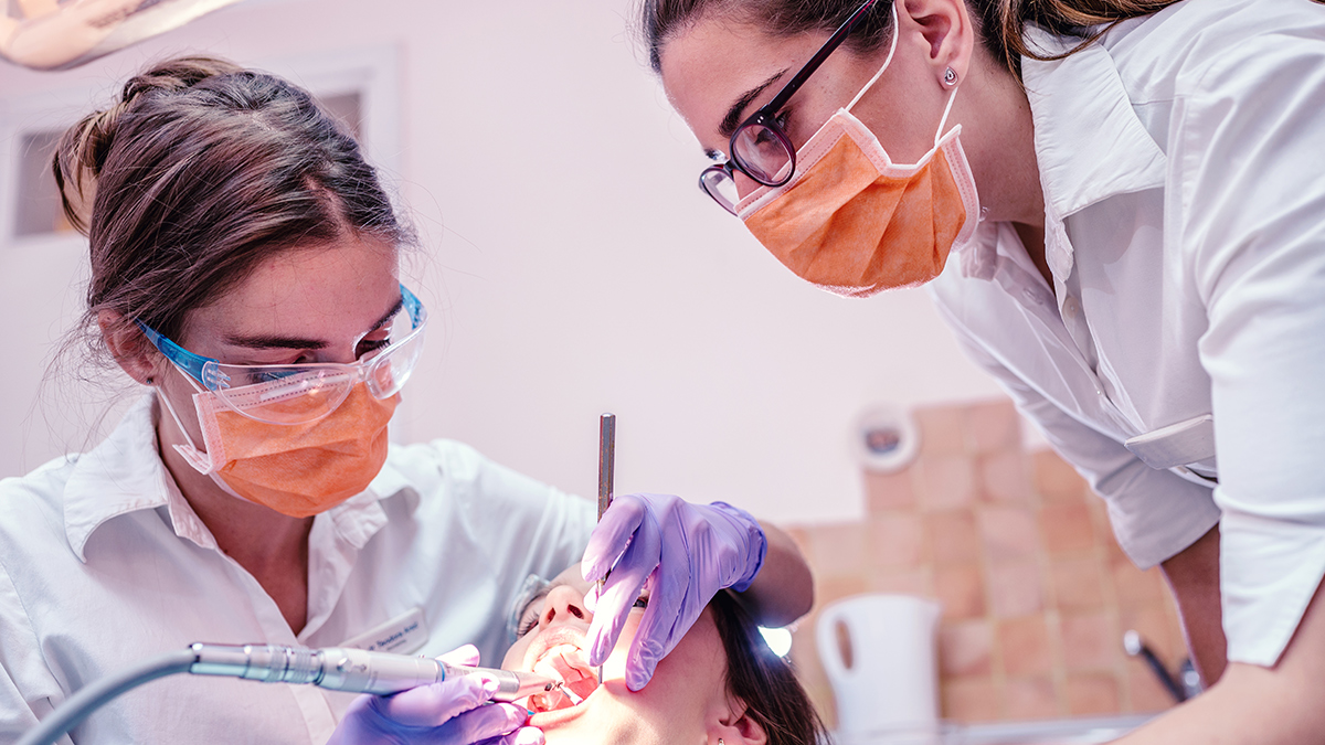CIHI_ICIS's tweet image. Happy Dental Assistants' Week to all of Canada’s  19,500+ dental assistants! ow.ly/ubQu50Czsqj

#DentalAssistantsWeek #DentalAssistantsWeek2021