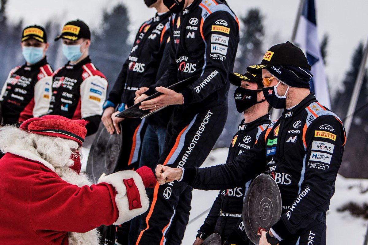 It was good to team up with Santa Claus in #ArcticRallyFinland ! Following our third position, I will donate 4000 € to Unicef Finland! Big thank you to the entire local #UNICEF team for the amazing actions done for the kids around the world. 

#WRC #TN11