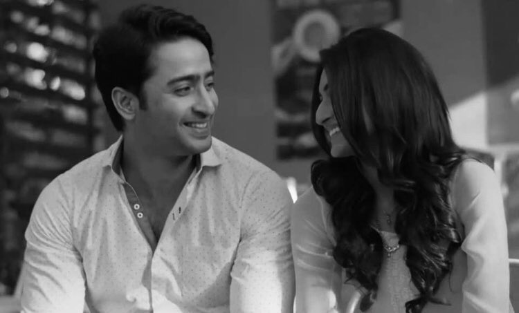 annyieix's tweet photo. my favourite dialogues.

humara naya rishta puraane rishton ke saath compete nahi unhein complete karega. 

#5YearsOfKRPKAB https://t.co/WdBqkr1Vod