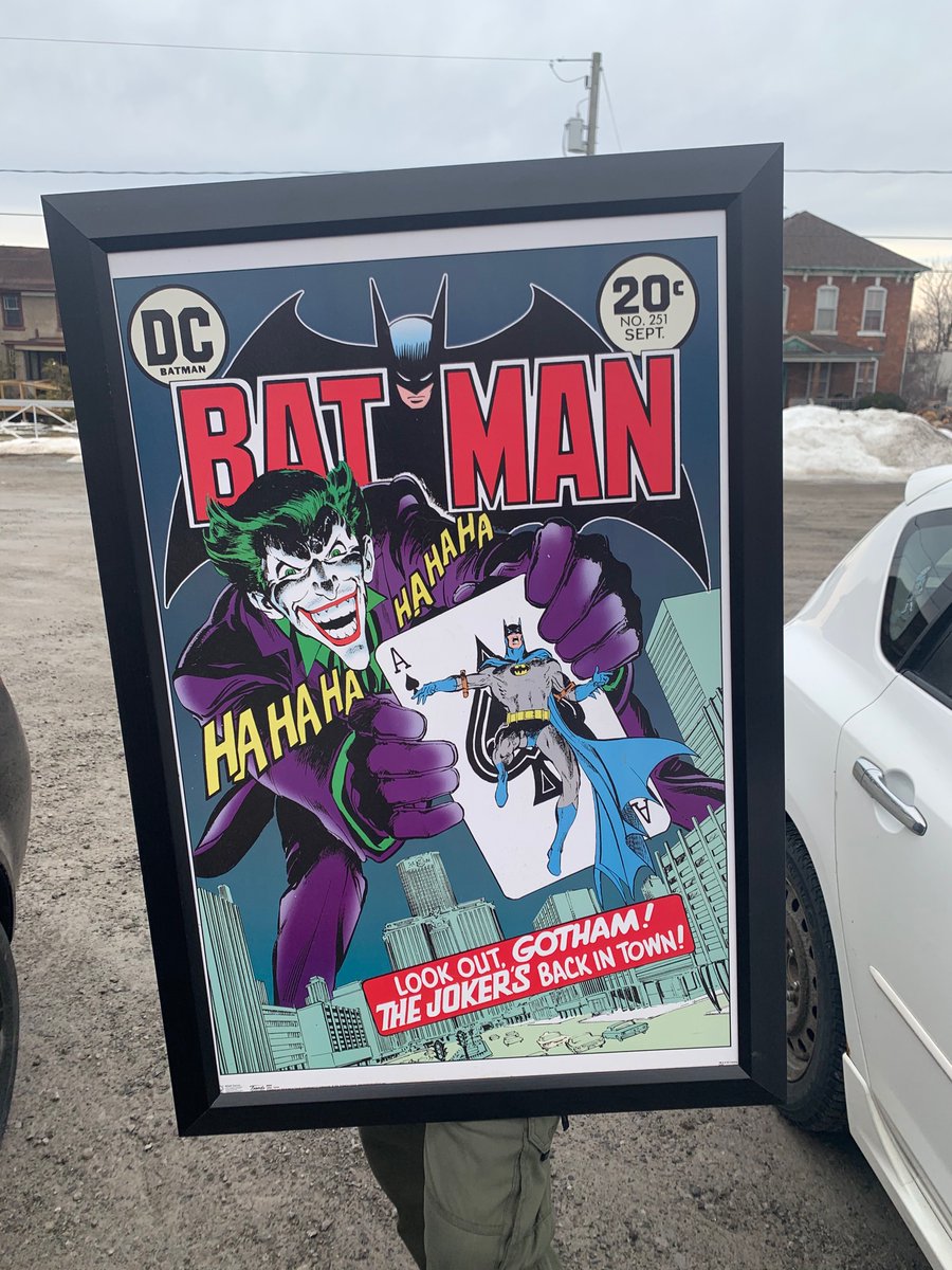 BzzAgentBama's tweet photo. When you find exactly what you were looking for at the flea market #joker #batman #NiagaraFleaMarket https://t.co/2cSCqC1zsi