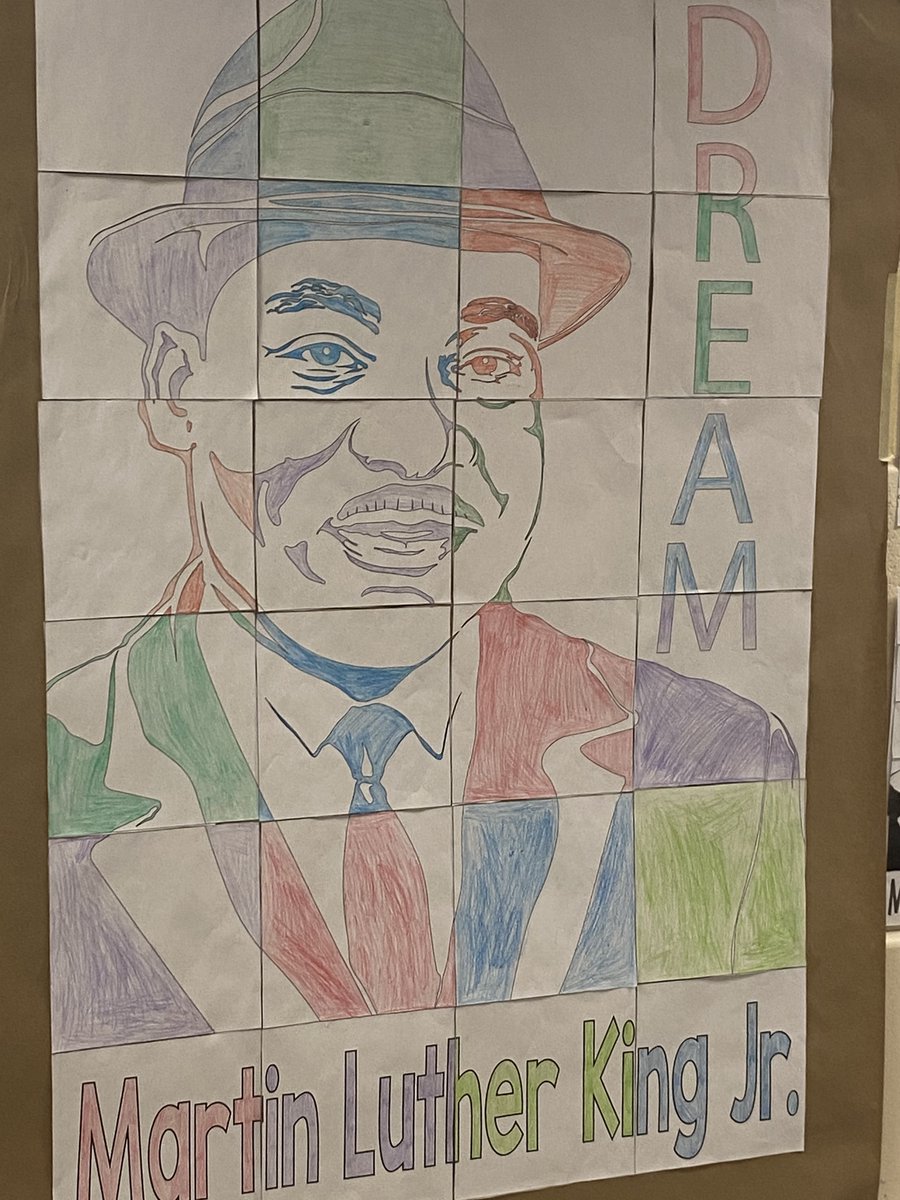 CLMSrvs's tweet photo. Students in French Immersion have been working on collaborative posters that commemorate various prominent figures to celebrate Black History month.
#clmsrvs #rvsed #BlackHistoryMonth2021 https://t.co/rBk1zmormC