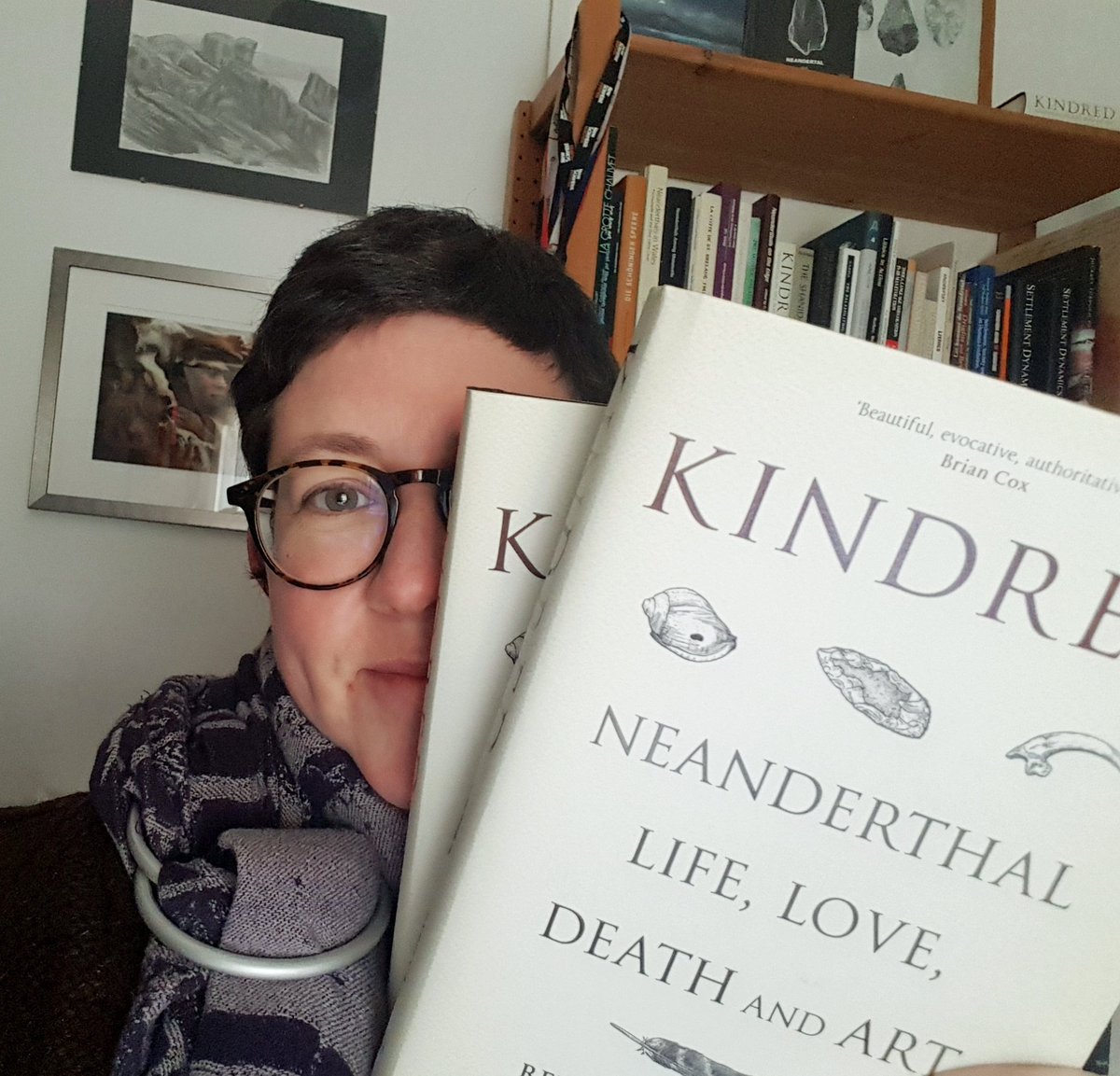 Ooh I'm only 25 people away from hitting 10K! 😱

So let's have a giveaway: RT this/follow, and I'll send a signed copy of #Kindred (with a special little sketch) to my 10,000th follower, AND one other RT-er chosen randomly! 😊