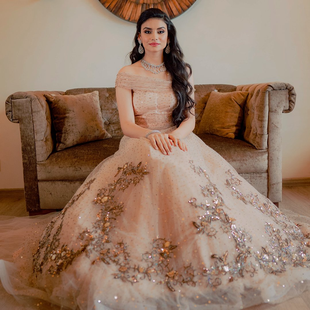 houseofsbj's tweet photo. Enthralling couture of Study By Janak with fine embedded embroidery, this outfit by @studybyjanak is available at our South Extension store.Virtual appointments can also be booked on 9811126999 https://t.co/bzn7kzVI4l