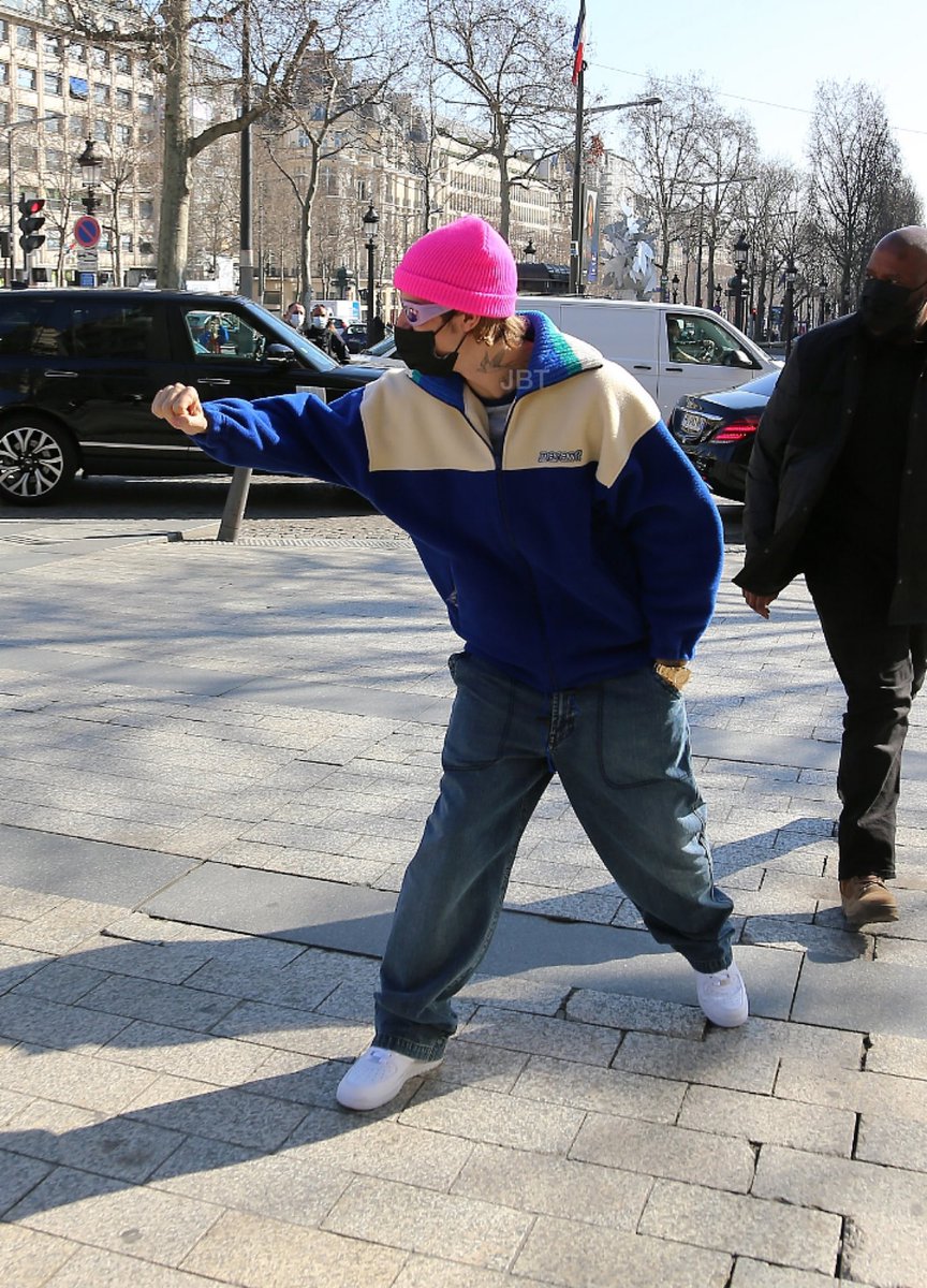 จัสตินในปารีสวันที่ 1 มีนาคมนี้ครับ