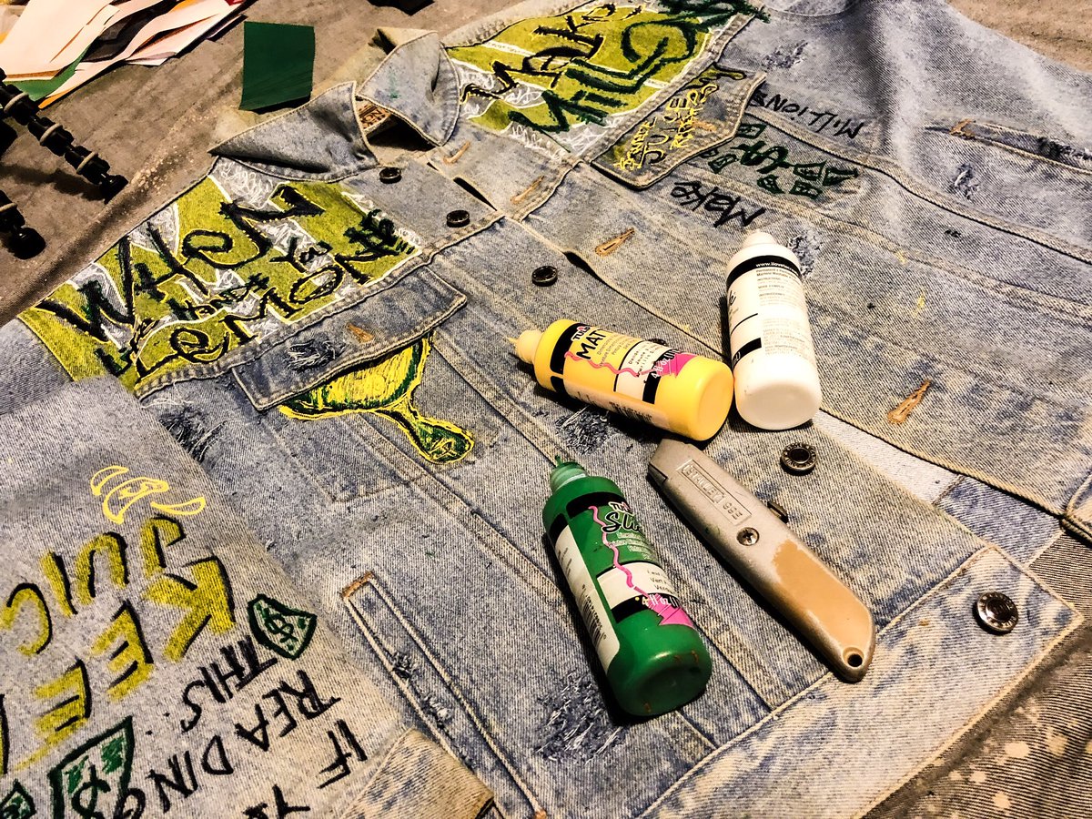 realjaylemonade's tweet photo. Custom #Lemonaires Denim #ByJayLemonade 

Model : @kidpresley813 https://t.co/STk6IQ4yNy