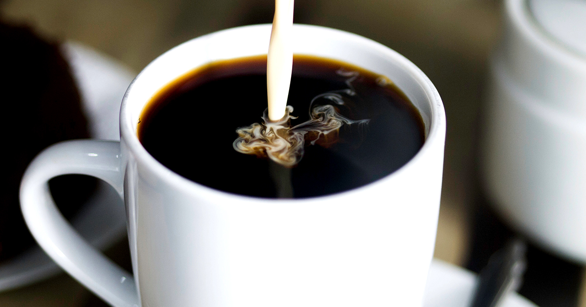 coffeecodeksa's tweet image. تحبون قهوتكم سادة ولا بحليب؟
سادة علق ب قلب 🤎
بالحليب علق ب 🤍
#قهوة #قهوة_سادة #قهوة_بالحليب #قهاوي #مقاهي #مقهى #محمصة_قهوة #محمصة #محامص #قهوتي