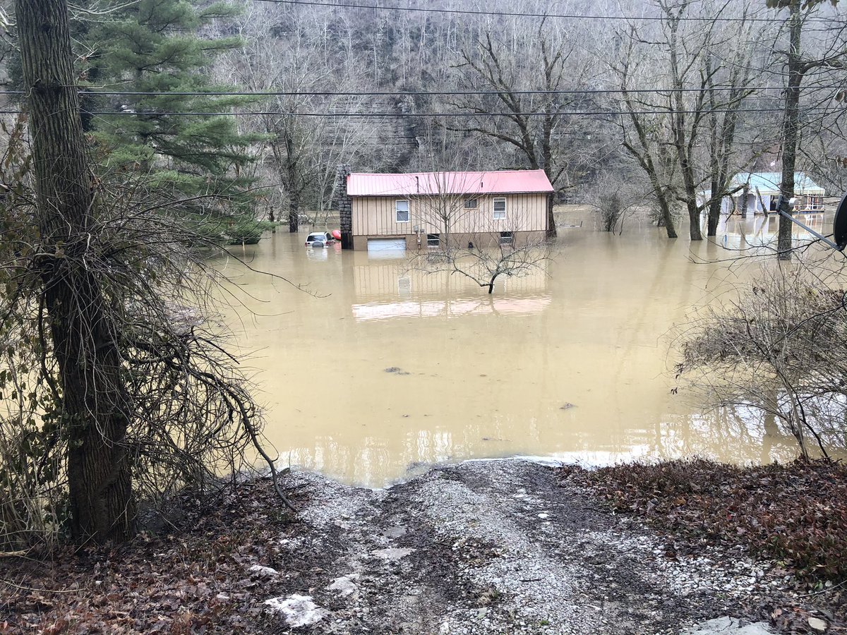 LexKYFire's tweet image. Fire crews have responded to multiple water rescues, near the Kentucky River. No injuries reported. The Kentucky River will rise another 2-3 feet, and will not crest until March 3-4. If you live in the river area, be prepared to evacuate, with your pets, as conditions worsen.