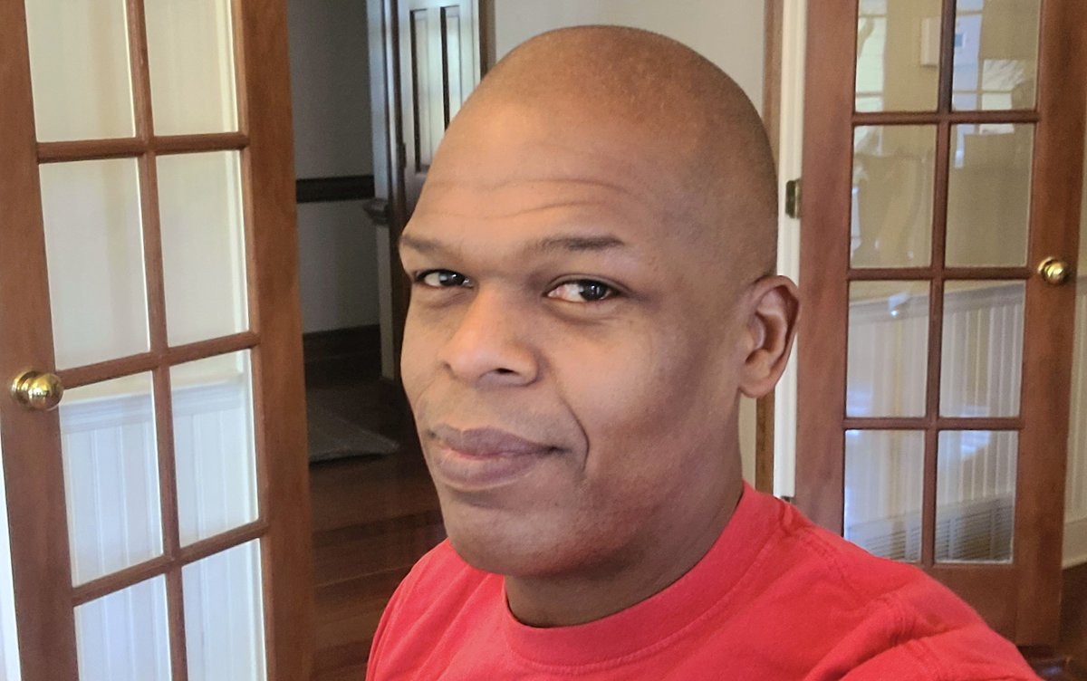 catchingdays's tweet photo. How We Spend Our Days: @MauriceRuffin "Daybreak, eight am: Sautéed Blueberries!" Don't miss the rest of Maurice's day... https://t.co/mKs4qapZlz #writers #days #lives #howwespendourdays #HWSOD #wecastashadow https://t.co/pxjcrBhyJu