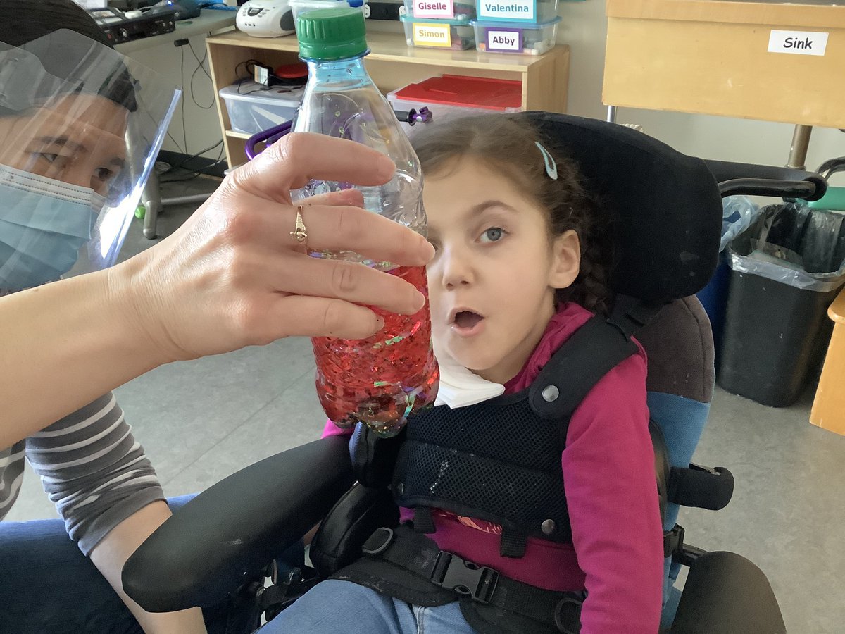 BloorviewSchool's tweet photo. This class is making calming jars using water, paint, sand, buttons, glitter and streamers.
Taking a mindfulness moment to learn different calming strategies to support well-being.
#Mindfulness #CalmingJar #Wellbeing #DreamLearnGrow https://t.co/wZc6ftlB0d