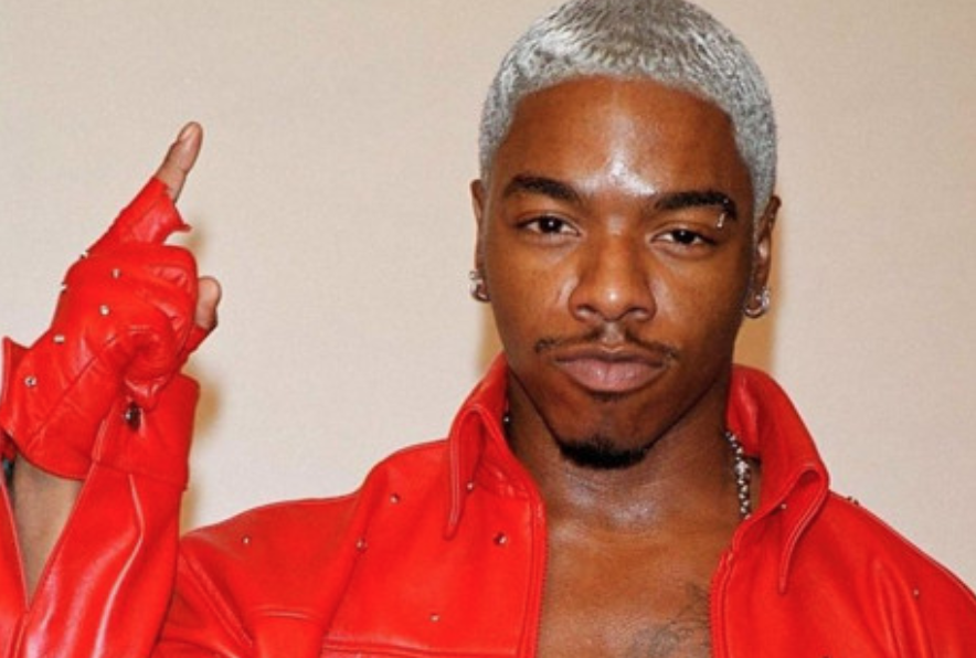 Optophobes's tweet photo. When Marrissa Horn (Andrea Quach), a tea shop owner from L.A. began dating @OfficialSisQo she had no idea a visit to @VictoriasSecret would inspire the R&amp;B legend's greatest hit, nor that he might try to use the song as a murder weapon.

New episode: https://t.co/3WGFZc9X2b https://t.co/9xC9qoJ1l6