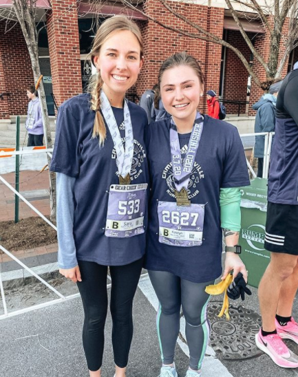 TripleCrownRun's tweet photo. Happy #MedalMonday! We love seeing all of your past running photos! Who's excited for the races this season?! #TripleCrownOfRunning #LouisvilleTC #TripleCrown 

📷: @katehartlage https://t.co/h9ST6hloWs