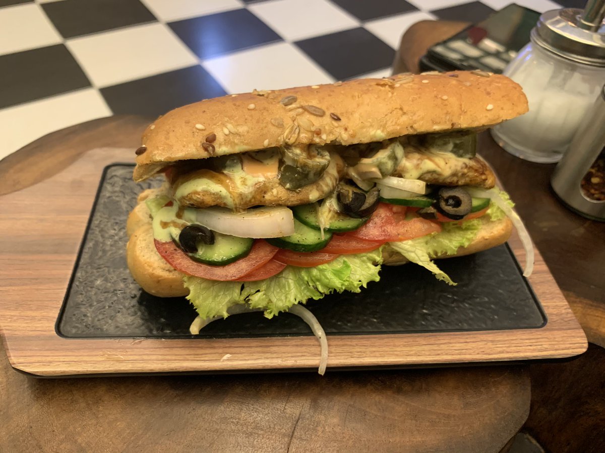 cove_cafe's tweet image. Grilled chicken petty #footlong @cove_cafe 🕹 #malviyanagardelhi 

#sandwich #food #cafecovedelhi #foodporn #foodie #instafood #sandwiches #foodphotography #foodstagram #yummy #breakfast #delicious #foodblogger #pizza #foodlover #cheese #delhifoodie #sodelhi #delivery