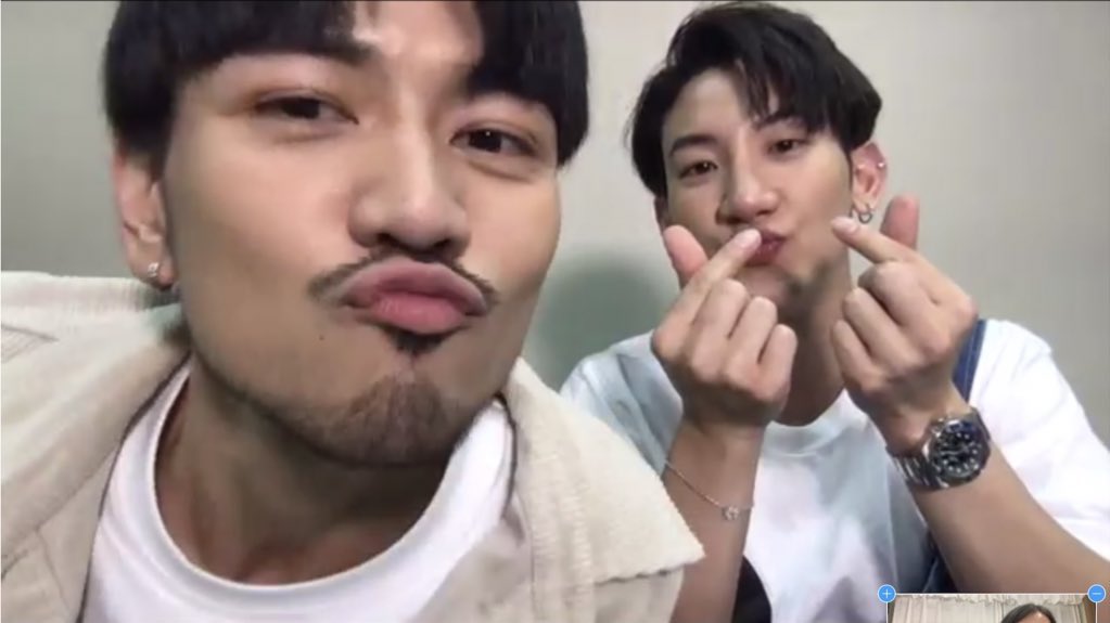 morncharn's tweet image. 210301 영통 영상타래 (애들이랑 제 목소리랑 오디오가 계속 물려서 제 목소리를 못 지웠는데 그냥 견뎌주세요..) #MikeToptap