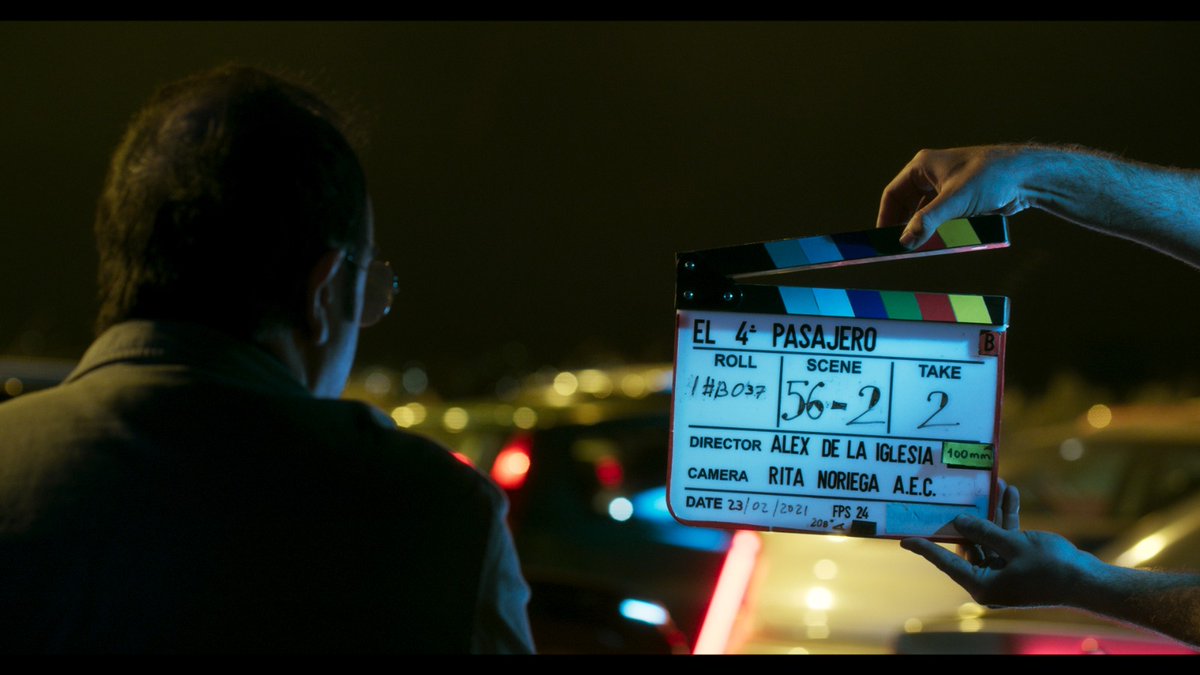 Cine_AEC's tweet photo. 🎬 Claqueta de rodaje de nuestra compañera Rita Noriega AEC @ritanoriega
🎥 Rodaje de “El cuarto pasajero” de Alex de la Iglesia
📌 Rodado con 2 Sony Venice, ópticas Cooke s7 y zooms fujinon cabrio y premista                                       ➡️ Rental EPC @oscarpemed https://t.co/CnIdZXI5XO