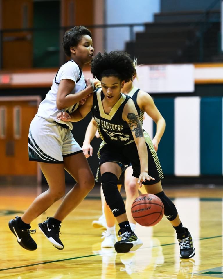 JohnViltzJr's tweet photo. Congrats @only1layy first team all district @LAClass3A @OTBSports_ @LgrBasketball @BerwickAth70342 @latop150 https://t.co/FCbTK59R0l