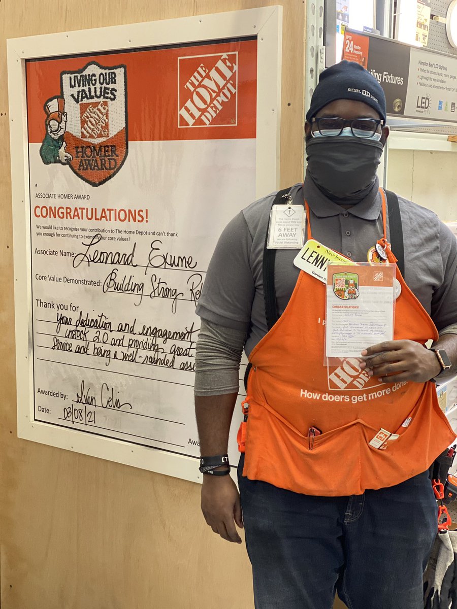 Recognizing Lenny E. for your engagement and dedication to the instock 2.0 and providing great customer service!! Thank you for all your hard work! <a href="/ldoneal42/">Larry D ONeal</a> <a href="/JamesKimTHD/">James Kim</a> @zach_tithof <a href="/mekelia_cowart/">Mekelia Cowart,DC AREA Supervisor</a> <a href="/SharptonDavid/">David Sharpton</a>