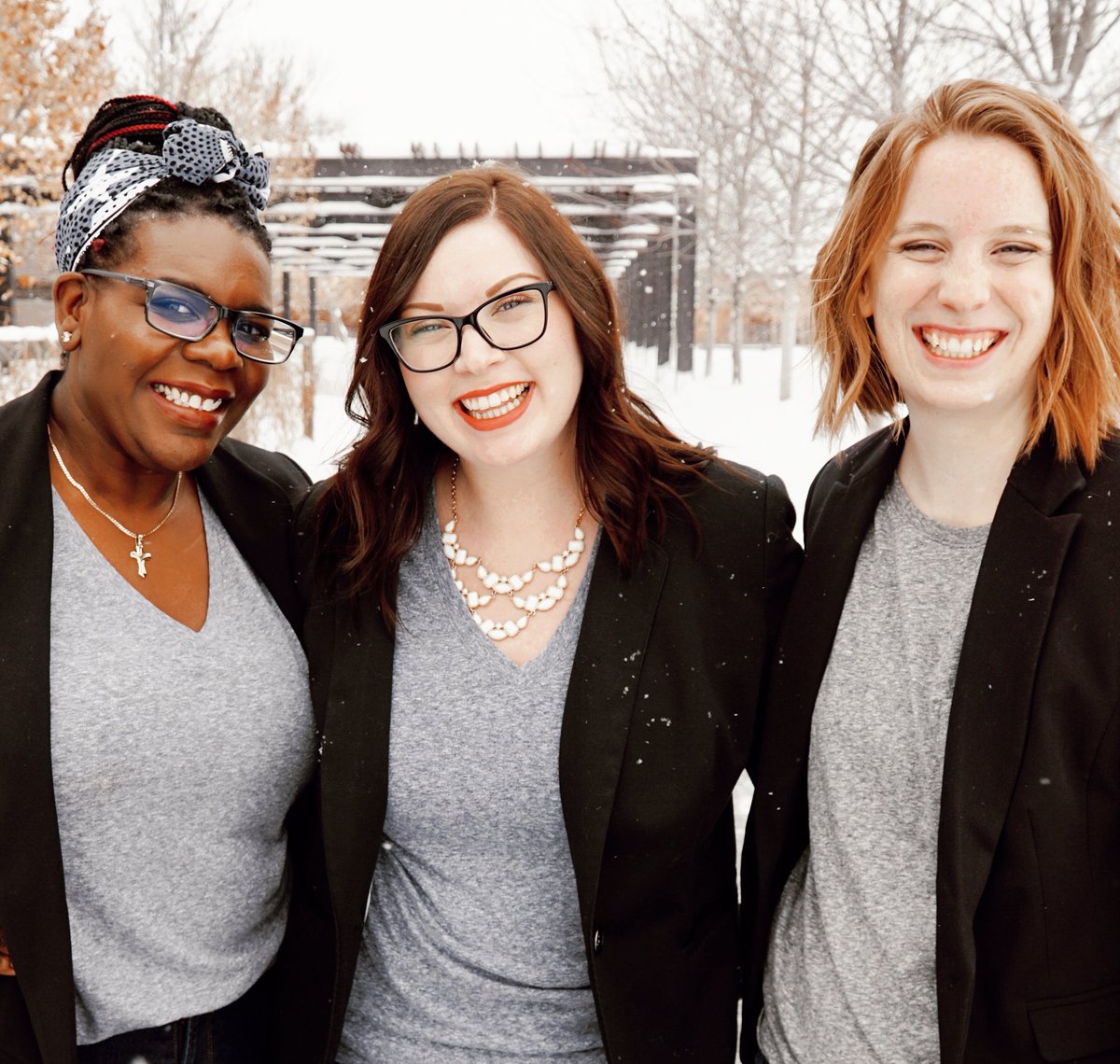 AriseComms's tweet photo. Happy #𝑰𝒏𝒕𝒆𝒓𝒏𝒂𝒕𝒊𝒐𝒏𝒂𝒍𝑾𝒐𝒎𝒆𝒏𝒔𝑫𝒂𝒚 from the ladies of Arise!🧡

Today is a day to empower &amp; educate, to strive for more &amp; lift each other up. We hope our community of badass women is reminded today &amp; every day to add your voice &amp; grab a seat at any table you want https://t.co/0Q50JwnNxm