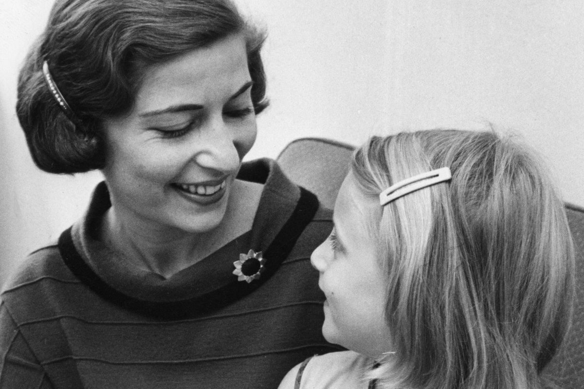Bug_Away's tweet photo. "My mother told me to be a lady. And for her, that meant be your own person, be independent." -Ruth Bader Ginsburg ⚖️

#WomensDay #NationalWomensDay #RuthBaderGinsburg #RBG #TheNotoriousRBG https://t.co/NoHRT7u1CZ