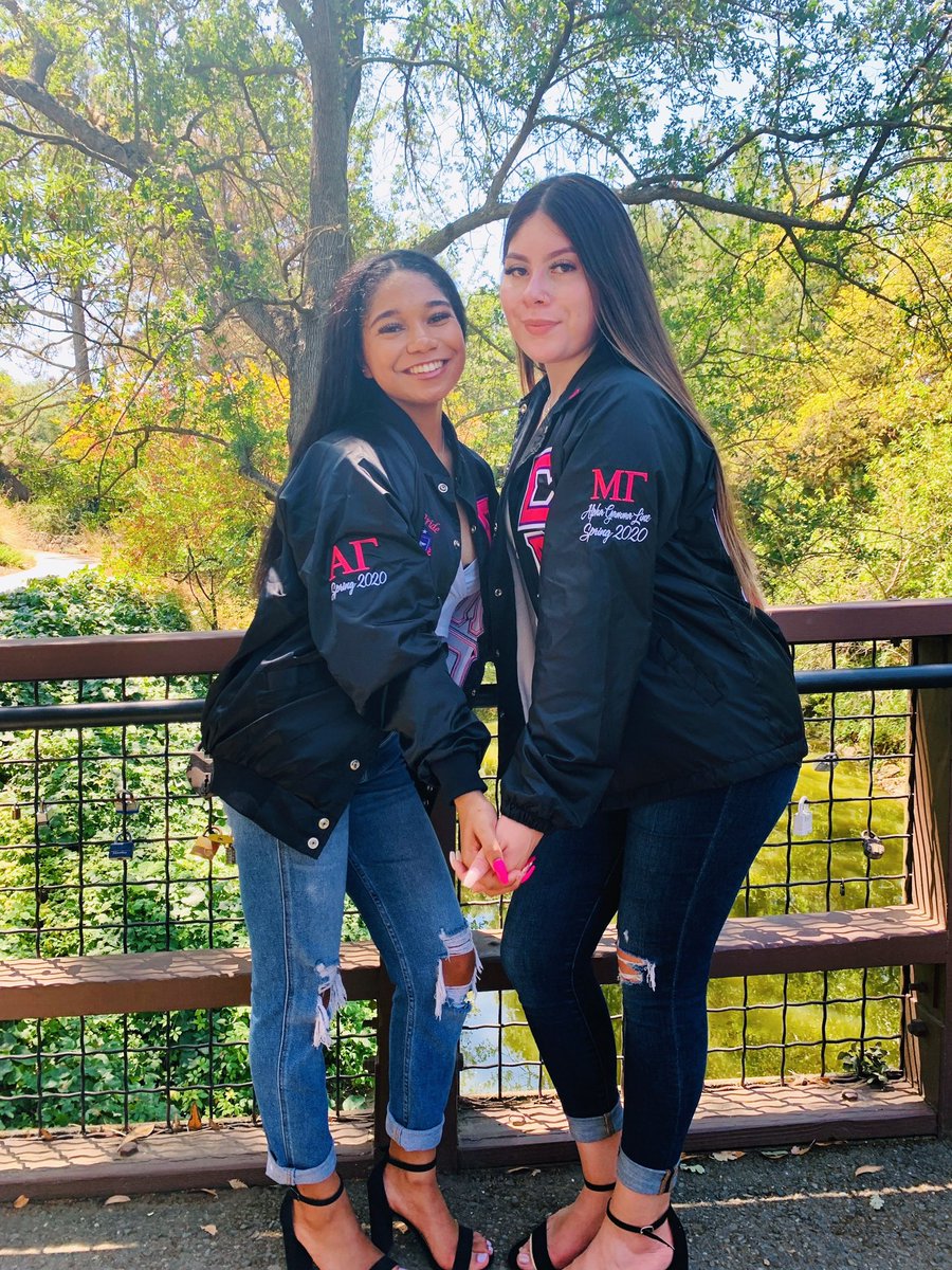 Sigma Lambda Gamma tweet media