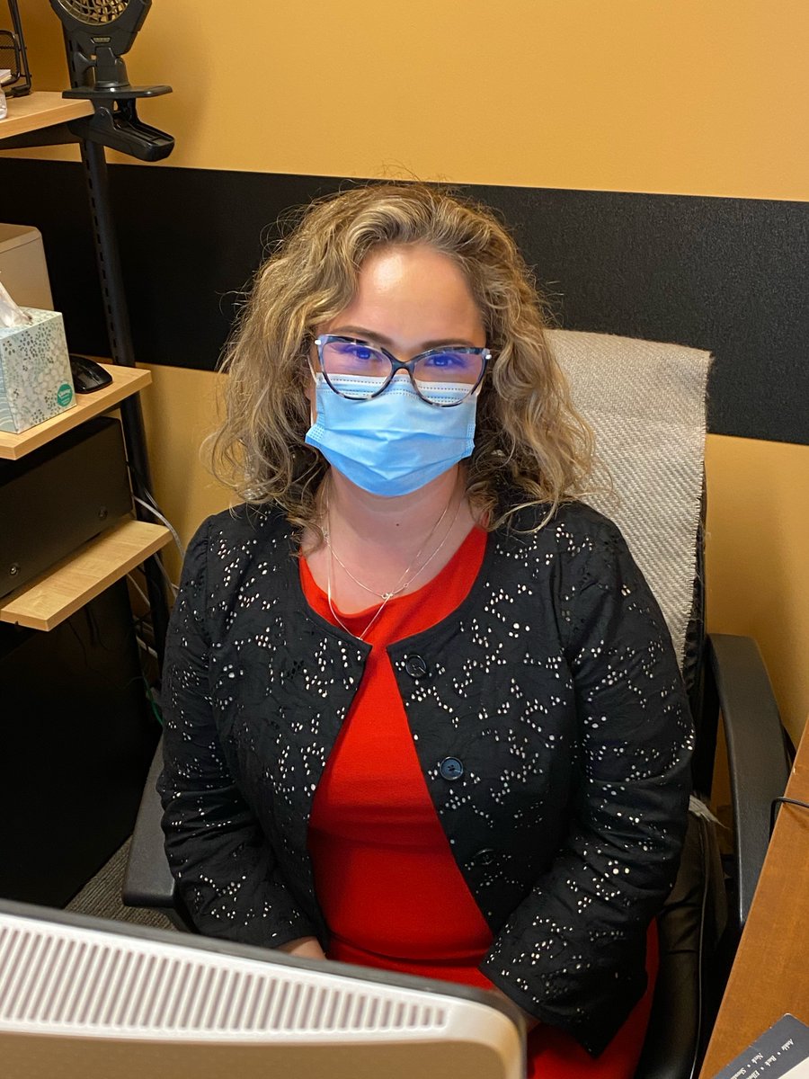 TidewaterOrtho's tweet photo. Happy Meet the Staff Monday!

Say Hello to welcome Michelle!

Michelle just joined Tidewater Orthopaedics last month. She is the office manager for the Tidewater Orthopaedics Williamsburg office.

https://t.co/6NmgthvyJK https://t.co/arWsLCet4H