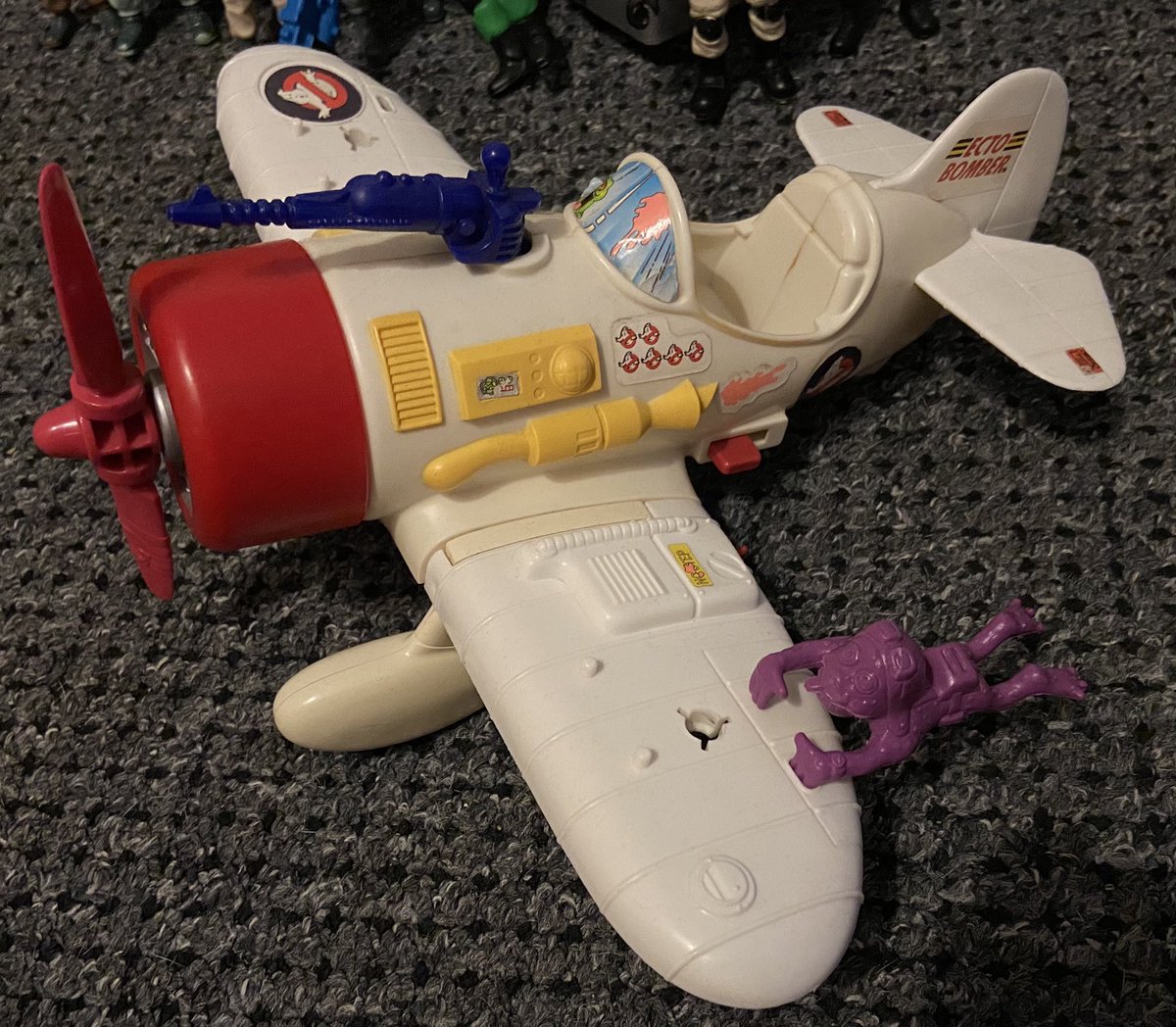 SupernerdsT's tweet photo. Ordered some new stickers for my ecto bomber gunna whiten the body up
#ectobomber #kennertoys #ghostbusters #retrotoys https://t.co/zrSbzwtFIP