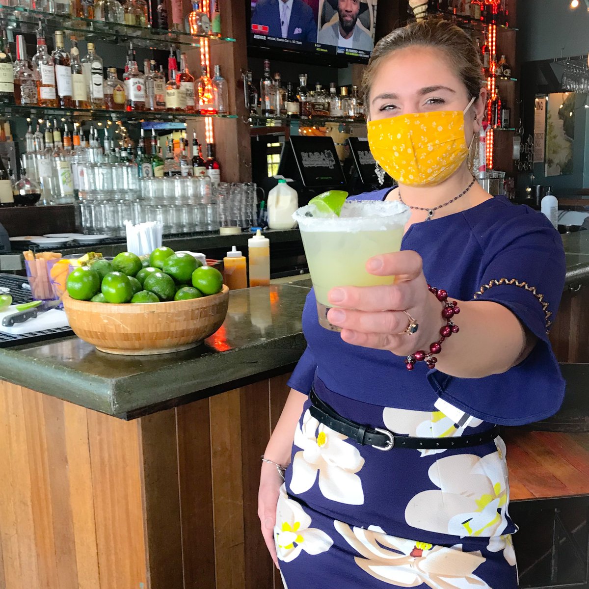 RumbaRumBar's tweet photo. This #InternationalWomensDay we are raising a glass to all the women across the globe who have impacted our lives by sharing their spirit with us. Today and every day we celebrate your strength and achievements. #RumbaHamptonBays #RumbaVibes https://t.co/G9B4UWhNLp