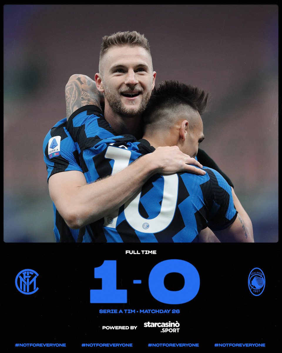 Inter's tweet photo. 🎉 | FINITAAAAAAAAAAAAAAAAAAAAAAAA!!!

94' - TRE PUNTI PESANTISSIMI!!! GRANDI RAGAZZI!!! 🔥🔥🔥

#InterAtalanta 1⃣-0⃣

⚽️ #Skriniar (54')

⚫️🔵 #FORZAINTER ⚫️🔵 https://t.co/ia5rEFHIEp