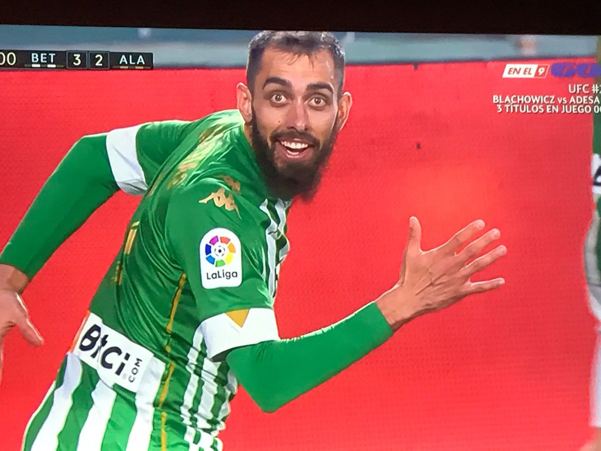 manquepierda's tweet photo. Qué te quiero miarma! @BorjaIglesias9 💚🐼 https://t.co/Qho7rs7eT6