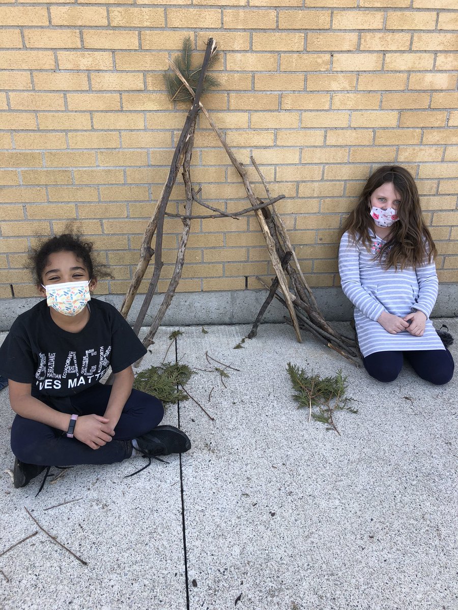 CobrasMme's tweet photo. Here’s some more statues.  These kids are so creative!!! #creativity @KingsvilleCobra https://t.co/P59yCAXemm