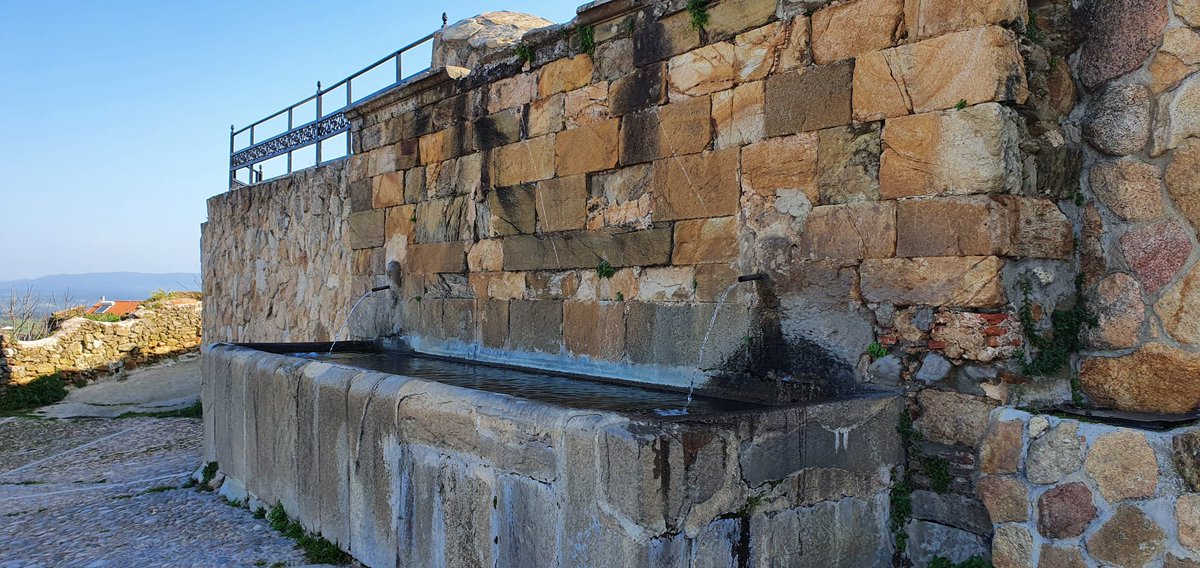 lunita1ssb's tweet photo. #Talavaneando un ratito ❤️❤️❤️ Fuente de la Breña #patrimonio #historia @DeTalavan Riveros del #rioTajo #gastronomia #calderetadecabrito @Extremadura_tur @Turismo_DipCC https://t.co/5W0GVco1CW