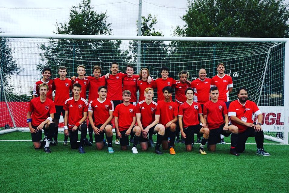 pro11even's tweet photo. Take part in unique training experiences. We offer this at various professional clubs across England giving you the chance to gain a professional experience. #ItsInOurName #ItsInOurNature #Pro11 #SportsTours #VisitEngland #footballexperience https://t.co/q2IDp8Gud4