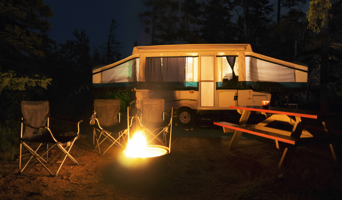 Sunny days and warm temps are upon us!
(shhh...don't bring up any more snow stories!!! - lol)
At this time of the year, we start making plans for the summer...thinking of an RV? Which one? 
Here are some ideas to help you make the best decision: ow.ly/Gl8q50DTx8p