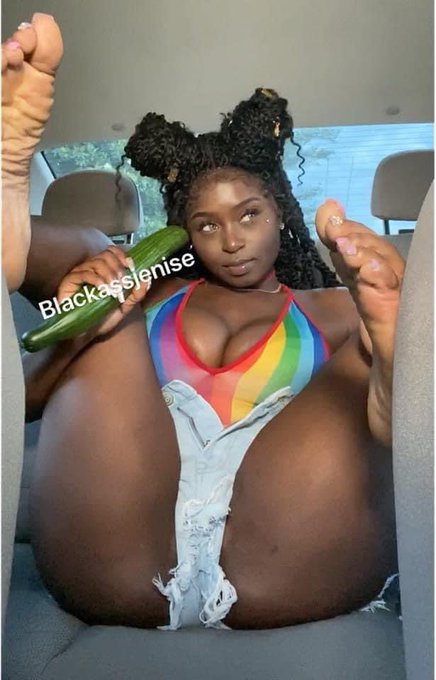 $3 sale on my onlyfans 😍❤️ https://t.co/wbbBhmtDkh https://t.co/b2xQuQh8CX