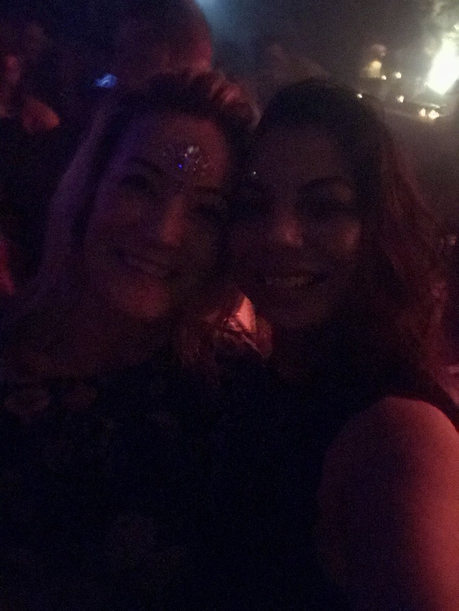 IndraDePinda's tweet photo. Exact een jaar geleden was ik hier! Wild as the Moon in De Marktkantine Amsterdam. Een week later gingen we in lockdown! Bizar! https://t.co/sENBE9IsBl