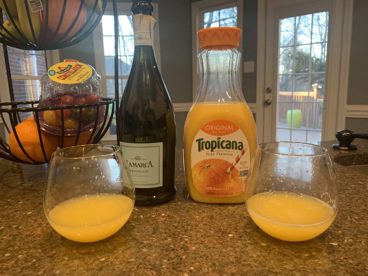 Bunkdog's tweet photo. Celebrating our house closing with some champagne and OJ. Time to start making new memories in our new house #houseclosing #celebration #newhouse https://t.co/F7gyUhGEGx