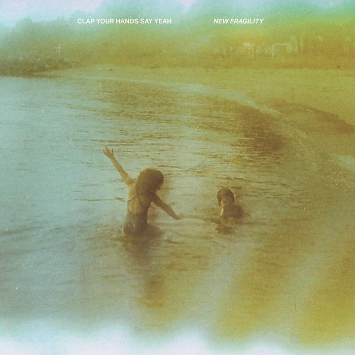 mxdwn's tweet photo. Album Review: Clap Your Hands Say Yeah ( @cyhsyband ) – New Fragility
#clapyourhandssayyeah #newfragility #indierock 
https://t.co/WmhBSBJRrN https://t.co/8wpEJjmM2Q