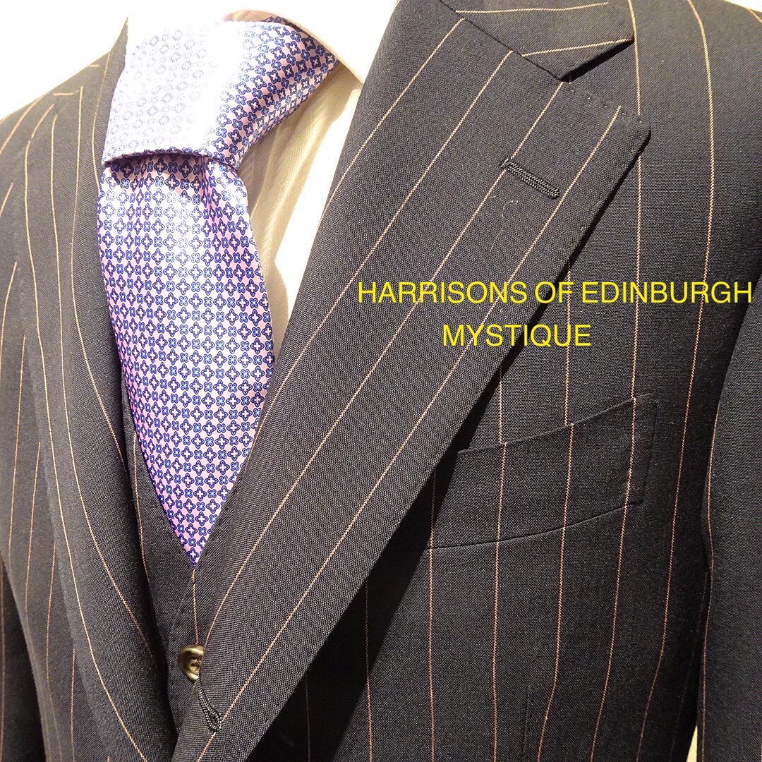 noma56's tweet image. 英国・ハリソンズ MYSTIQUEコレクション、ネイビー地にピンク ペンシルストライプ スリーピーススーツです。

#bespoketailoring #bespokesuit #harrisonsofedinburgh #mystique #スリーピーススーツ 
#nm