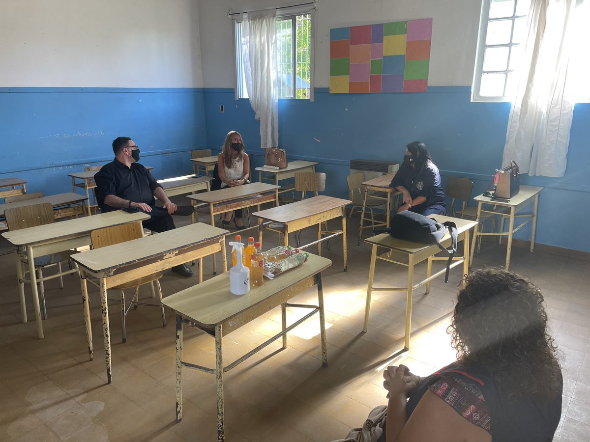 REGION10Diegep's tweet photo. Muchas gracias Marcela Cabadas. Directora de Educación de Gestión Privada por su visita a @REGION10Diegep al @MuniLujan . #RegresoAClases #secundariaPBA #UPD @mariaalejgutie1 https://t.co/JWoKFoU5Li