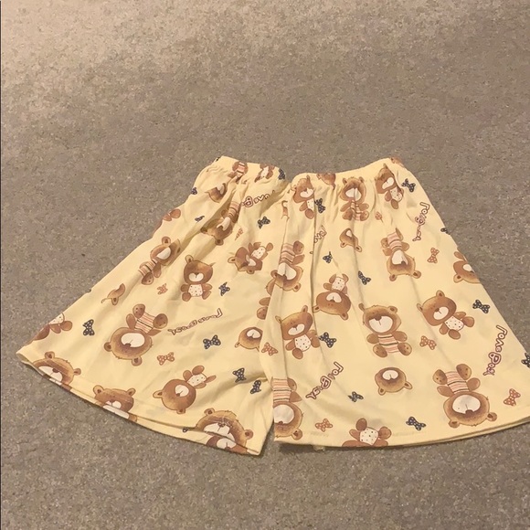 LANSSIPE's tweet photo. So good I had to share! Check out all the items I'm loving on @Poshmarkapp #poshmark #fashion #style #shopmycloset #lillypulitzer #laurenralphlauren: https://t.co/OPmcWUHCQ0 https://t.co/vuPfXKwdoF